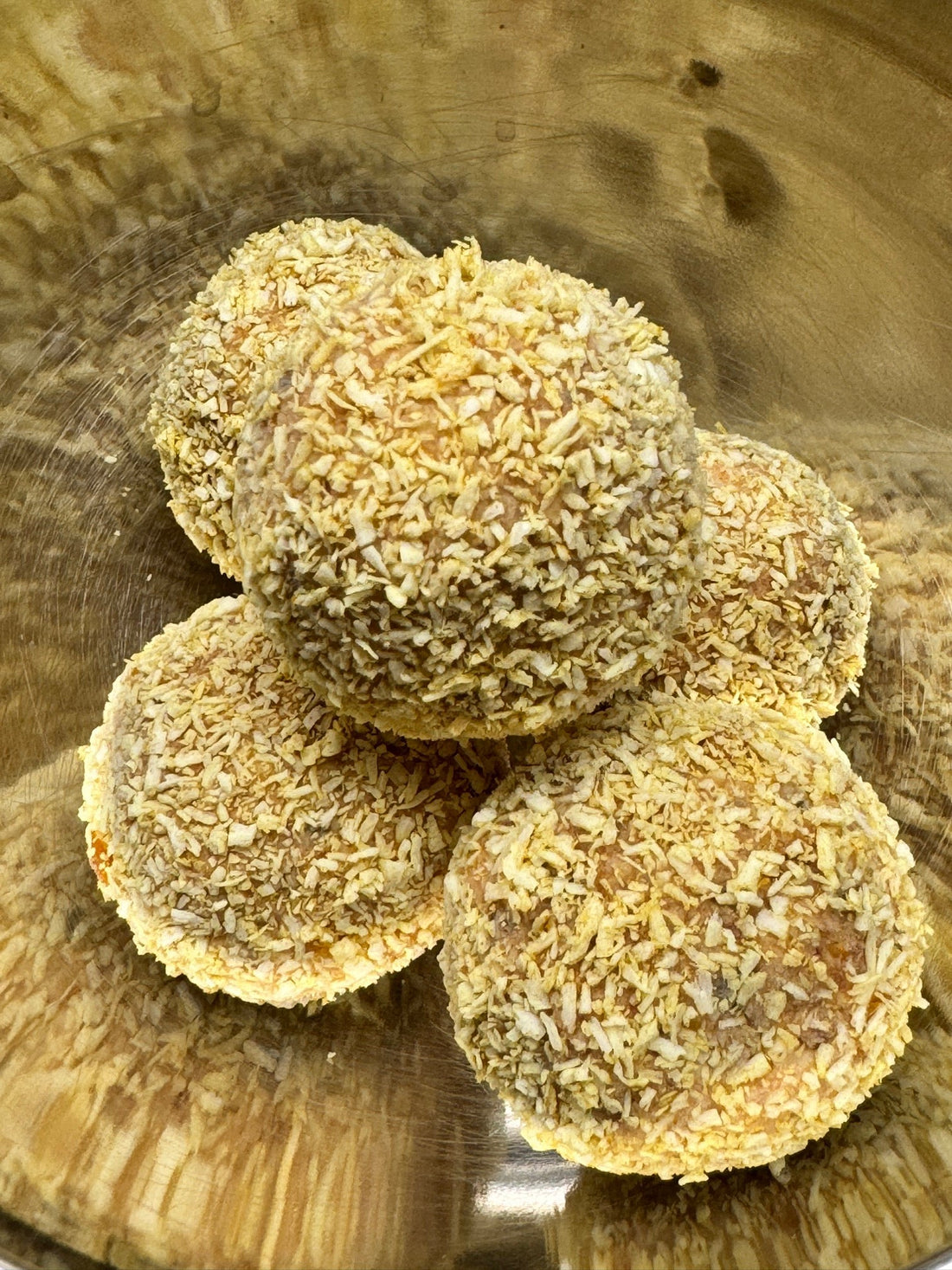lemon chia bliss balls from nourisher meals